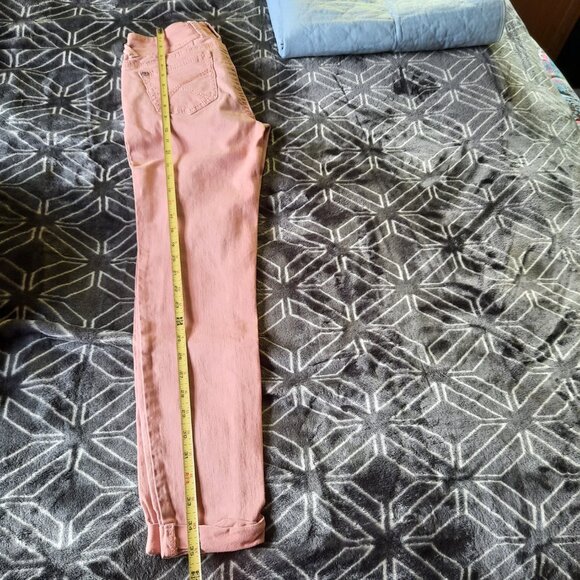 Wallflower Cuffed Ankle Distressed Crop Skinny Jeans - Pink, Size XS - Picture 13 of 16